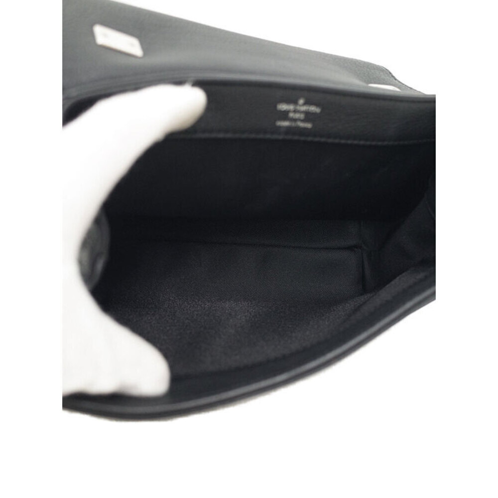 Louis Vuitton Lockme Shoulder Bag - Picture 3 of 8